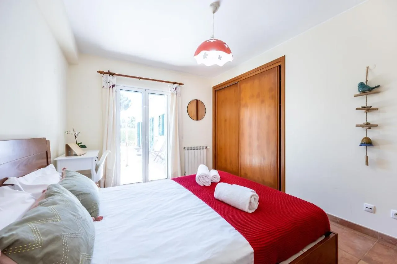 Casa May - Spacious Family Home With Great Outdoors! Aljezur Villa