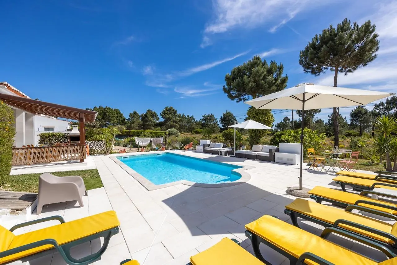 Villa Casa May - Spacious Family Home With Great Outdoors! Aljezur