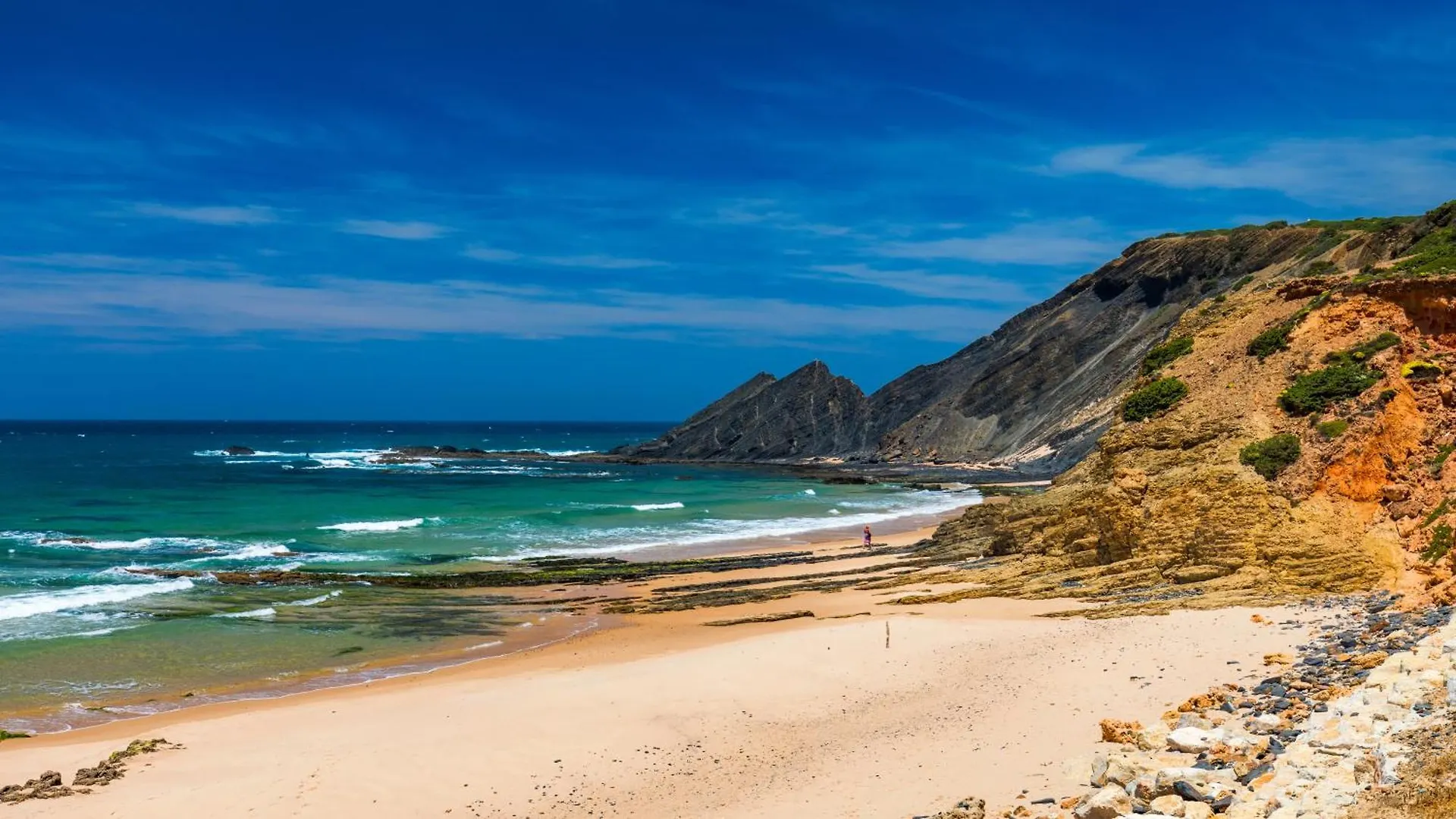 Casa May - Spacious Family Home With Great Outdoors! Aljezur Portugal