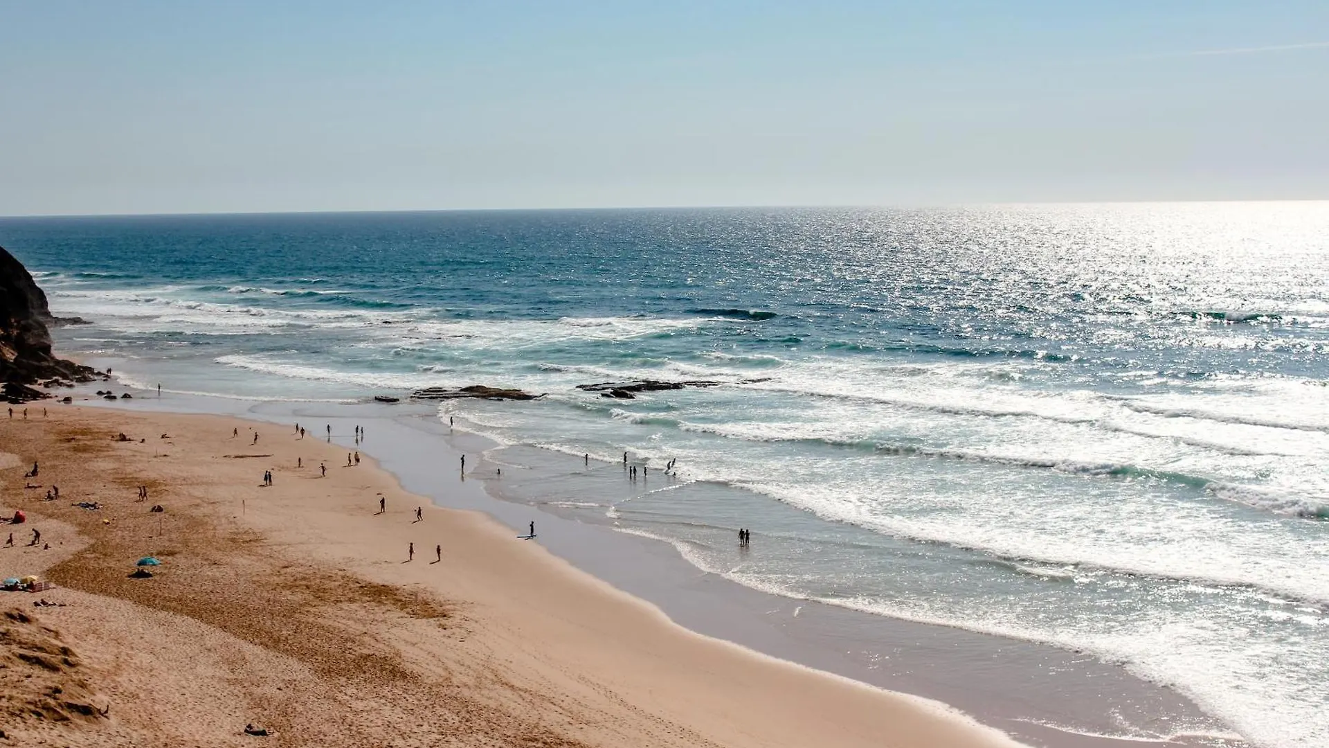 Casa May - Spacious Family Home With Great Outdoors! Aljezur